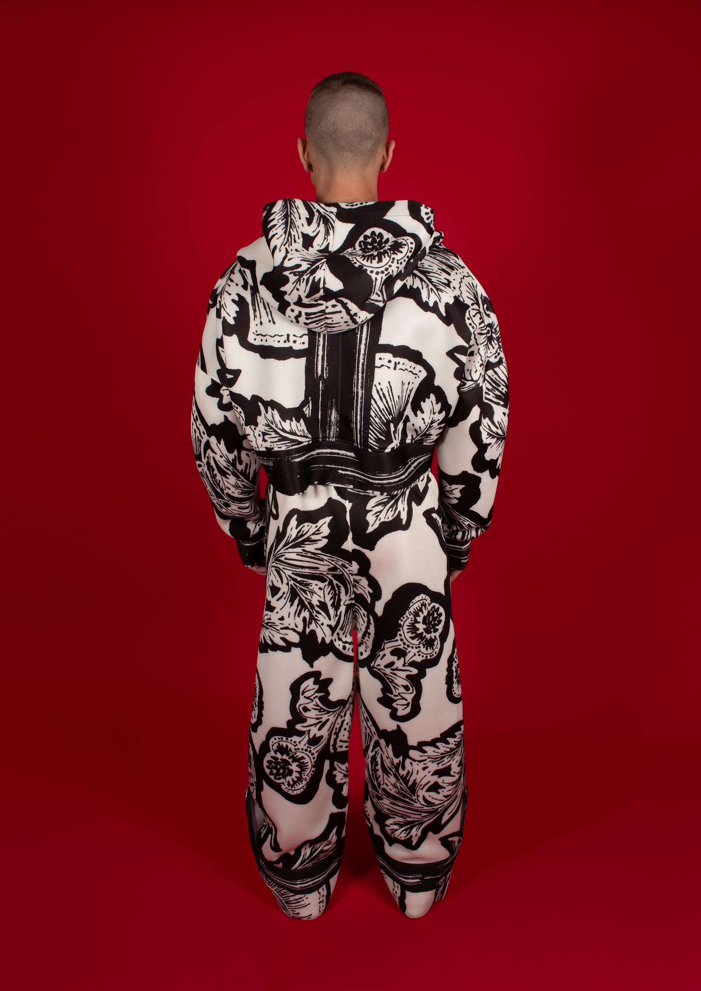 DARK FLORAL HOODIE